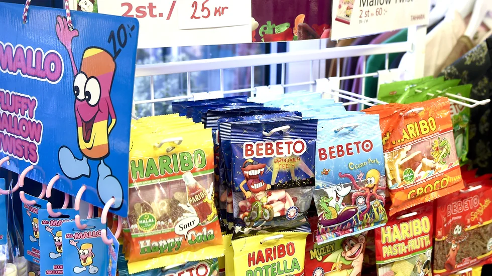 Godis för 500 kronor blev bytet vid ett inbrott i en kiosk. Bilden är tagen i ett annat sammanhang.