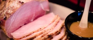 Politikernas uppmaning: Välj svenskt kött till julbordet!