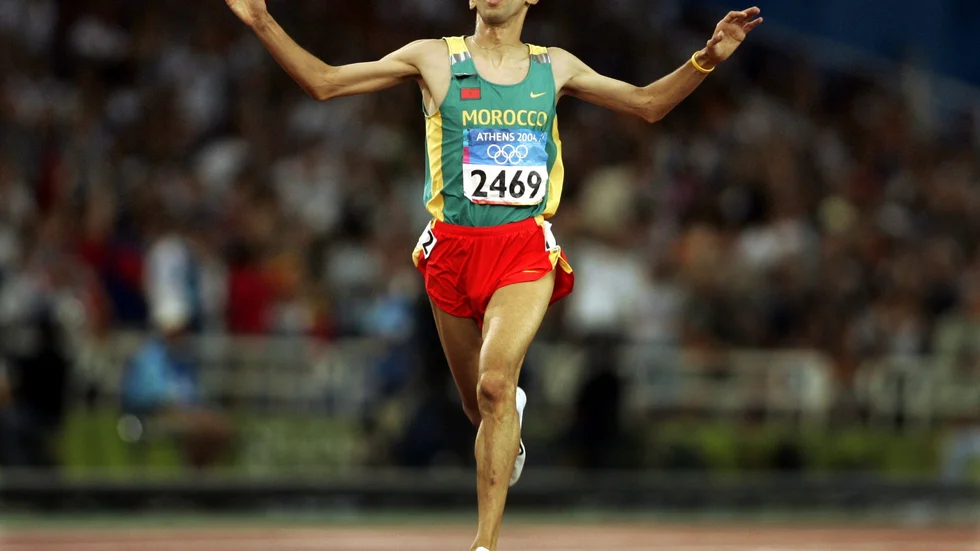 Hicham El Guerrouj tog OS-guld på 5|000 meter i Aten 2004. Nu har han tagit fram förslaget på en hjälpfond till friidrottare under coronakrisen.