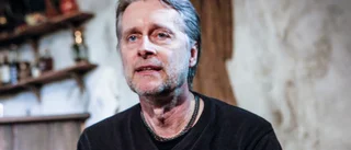 Teaterchefen tilldelas pris för "framstående insats"