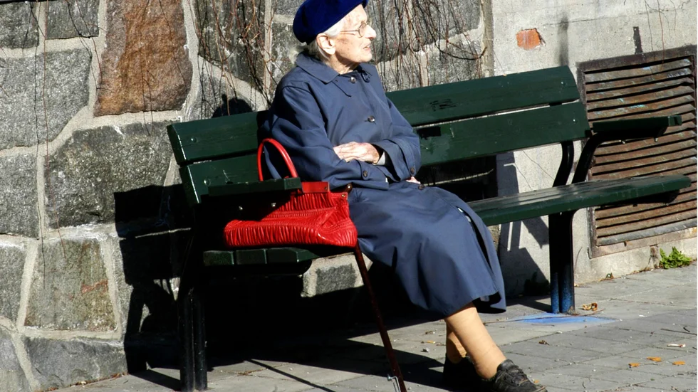 Ensamma äldre personer är i fokus när de två  pensionärsföreningarna driver projekt.