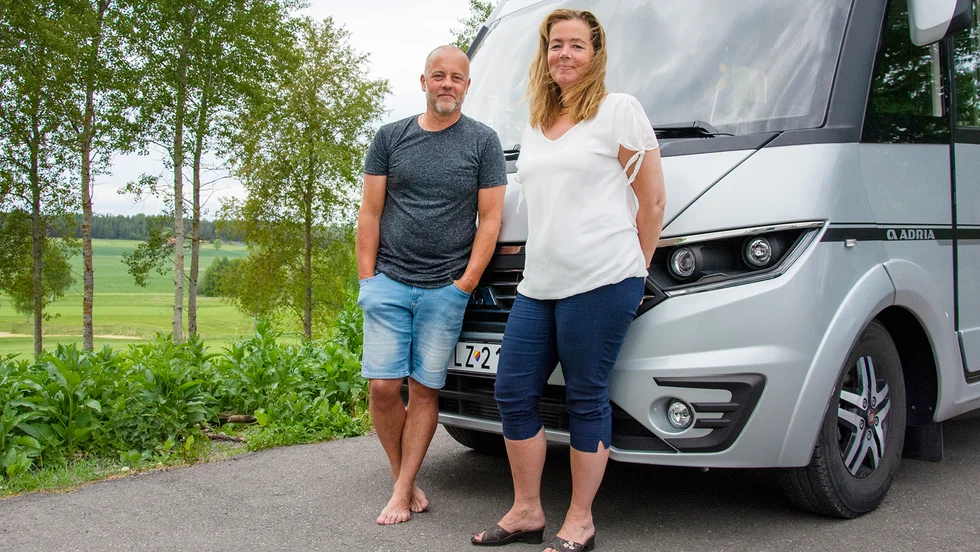 Friheten är det bästa med husbilslivet, tycker Roger och Malin Wahlund.
