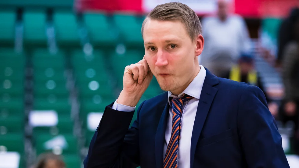 Enligt Mikko Riipinen har Dolphins landat två värvningar av den högre digniteten. 