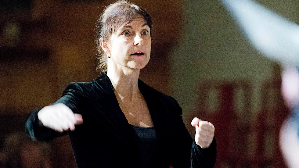 Christina Hörnell, dirigent för Linköpings Studentsångare.