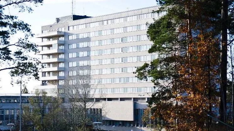 Förväxlingen upptäcktes först efter att den ena patienten hade avlidit. Nu ska vården granskas av Ivo.