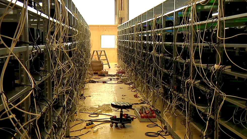 IT-systemen som offentliga verksamheter har behöver få en ordentlig upprustning. Det görs bäst om staten tar det ansvaret.