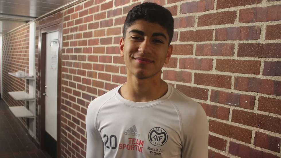 Ahmed Qasem har gjort bra träningar och tycker att han har förtjänat ett inhopp i Elfsborg.