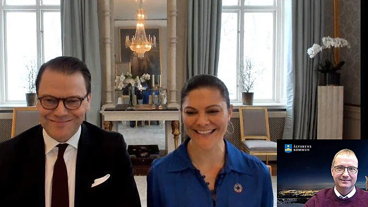 Älvsbyns kommunalråd Tomas Egmark fick ett givande digitalt möte med Prins Daniel och Kronprinsessan Viktoria i fredags.