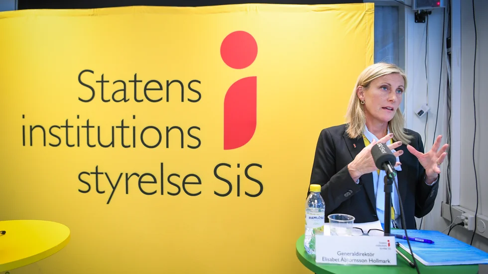 SIS sammanblandar kriminella, missbrukare och barn med exempelvis grov depression, trots att det rör sig om helt olika problematik, skriver Nora Karlsson.
