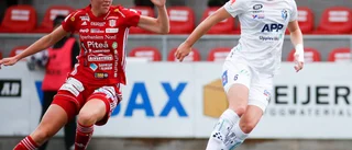 Studier på halvfart och toppfart på fotbollen för Cajsa