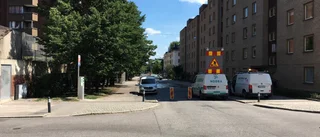 Vattenläcka i centrala Norrköping – gata avstängd