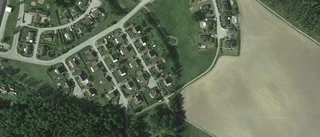 Nya ägare till 90-talshus i Malmköping - 2 475 000 kronor blev priset