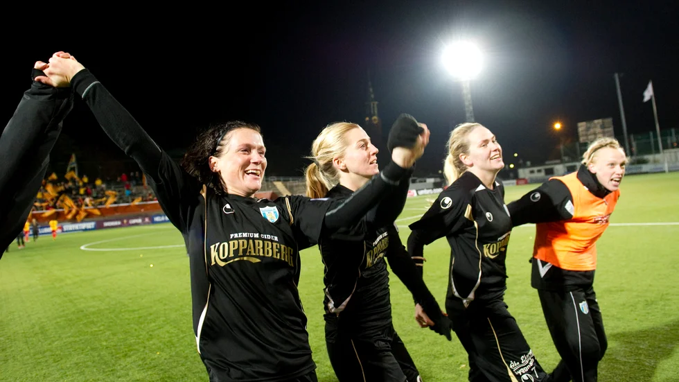 Marlene Sjöberg (till vänster) vill också vara med och vinna SM-guld med Göteborg. Arkivbild.