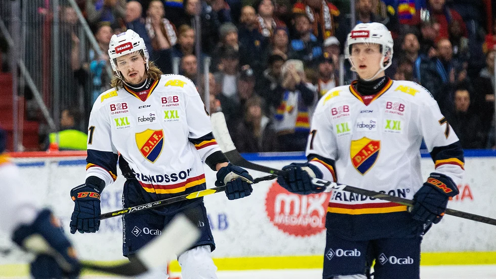 Vi lär få se Axel Jonsson Fjällby och Jonathan Davidsson ihop igen. Då i VIK-tröjan.