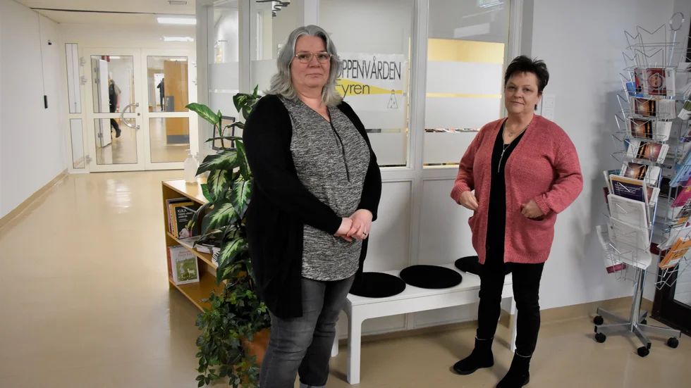 Lena Lassinantti och Sirkka Rautila, behandlingspedagoger vid öppenvården Fyren, tror att det är viktigt att våga prata om sitt mående.