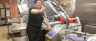 "Vi kastar massor av mat när barnen uteblir"