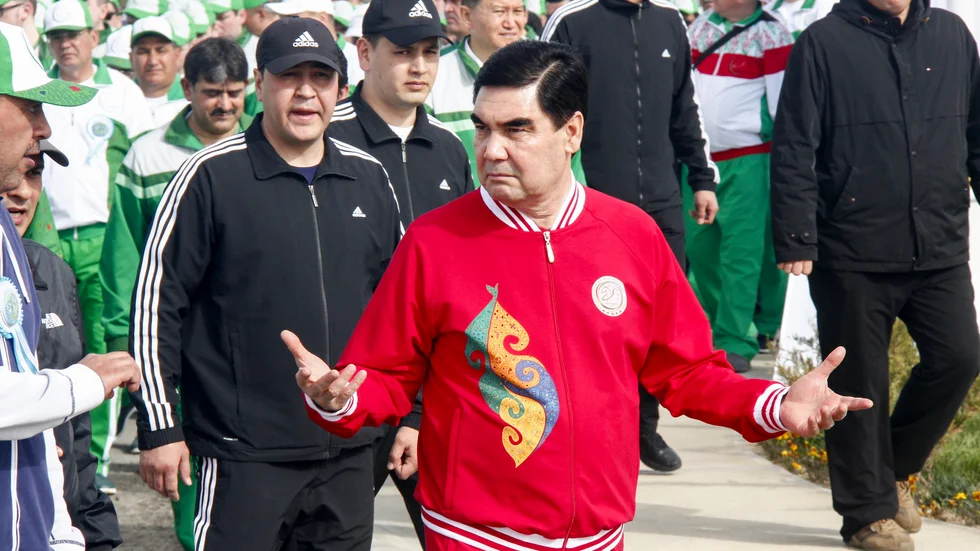 Turkmenistans diktator Gurbanguly Berdimuchammedov har grundat en by och upprättat ännu ett museum i sin fars ära. Arkivbild från 2017.