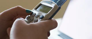 Trevliga män lurade äldre i telefon