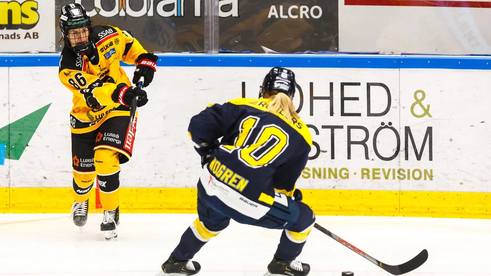 Michela Cava hade en bra helg när Luleå Hockey/MSSK tog två segrar och behåller serieledningen.