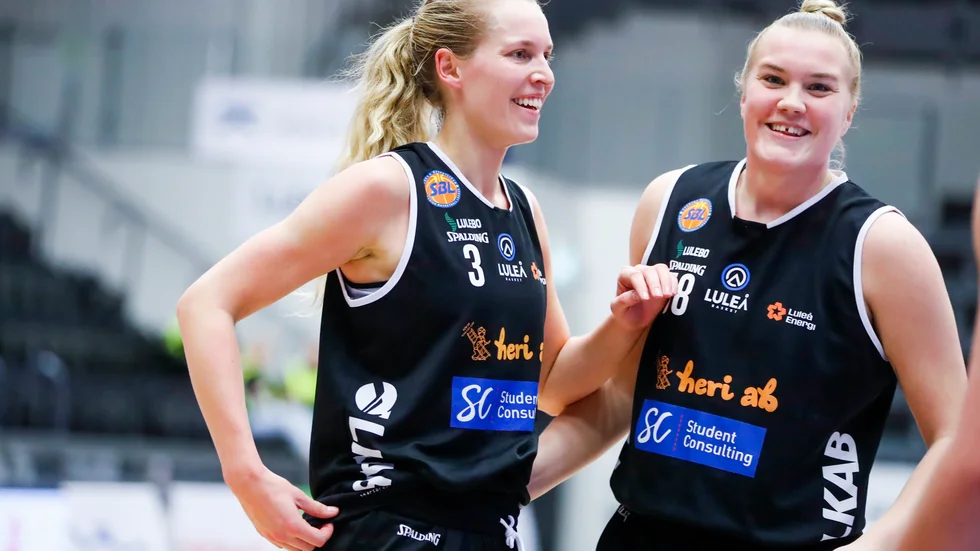 Ellen Nyström och Allis Nyström.