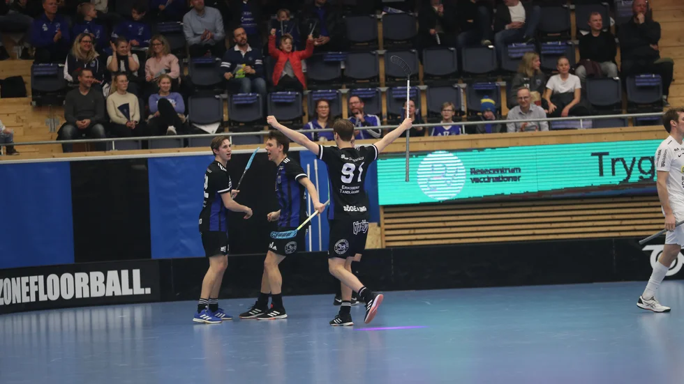 Christian Sandsund avgjorde matchen mot Strängnäs. 