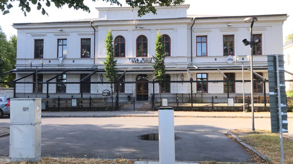 Restaurangen och nattklubben Vita Huset på J A Selanders gata har stått tom i två år. Enligt fastighetsägaren kan en ny krögare vara på gång under hösten.