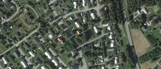 33-åring ny ägare till 30-talshus i Norrfjärden - 1 350 000 kronor blev priset