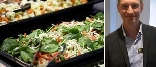 Gymnasiet byter matsal – ska luncha på Stenhammarskolan: "En besparingsåtgärd"