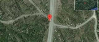 Singelolycka på väg 55 - helt stopp i ett körfält