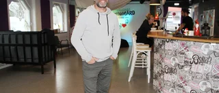 Han satsar på pop up-fritidsgårdar: "Vi finns för alla"