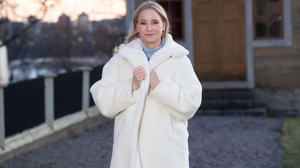 Sofia Helin ska läsa nyårsdikten vid tolvslaget i SVT:s nyårssändning från Skansen. Arkivbild.