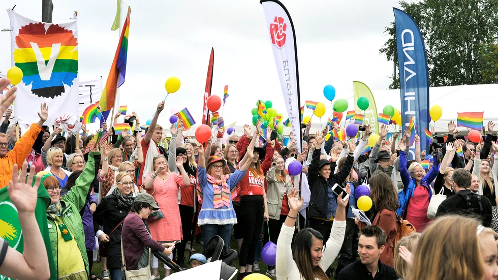 Från Tornedalen Pride 2014. I år blir det en annorlunda variant av paraden. Arkivbild.