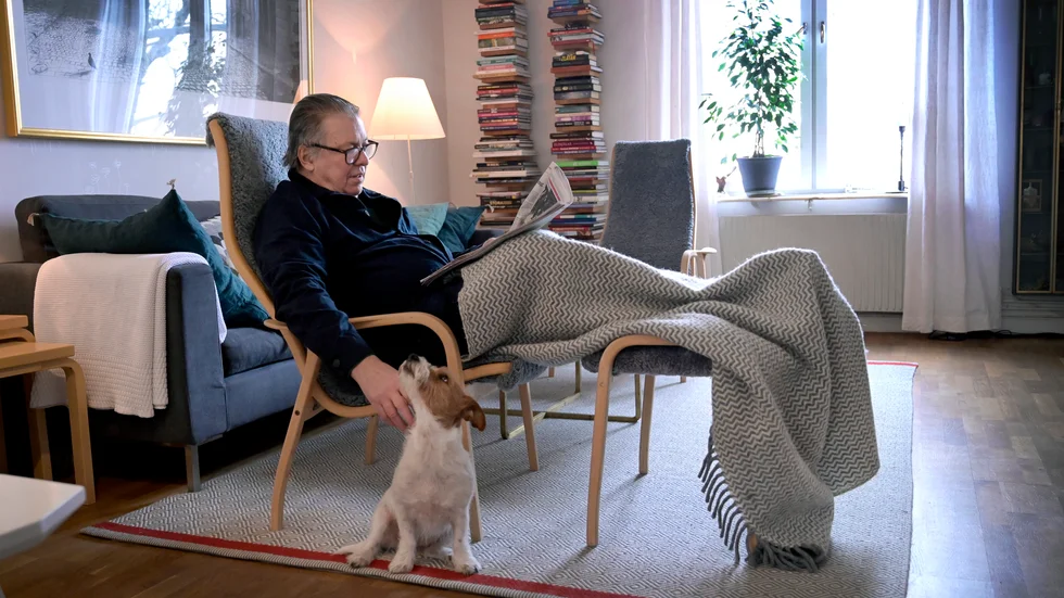 "En mycket bra dagstidning med bra blandning av främst lokala nyheter och riks- och världsnyheter. Ni bör dock lära era journalister att skriva korrekt svenska och lära sig stava rätt." skriver en läsare i vår pågående läsarundersökning