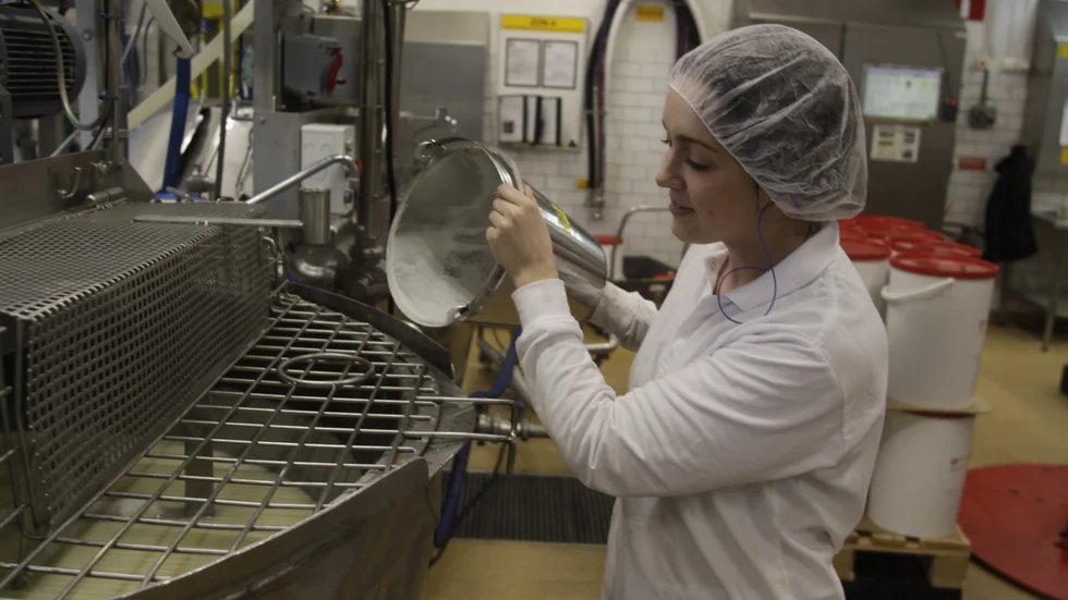 ASM Foods i Mjölby och Tekniska Verken i Linköping inleder ett samarbete om energi och avfall. Rester från produktionen tas om hand och blir biogas.