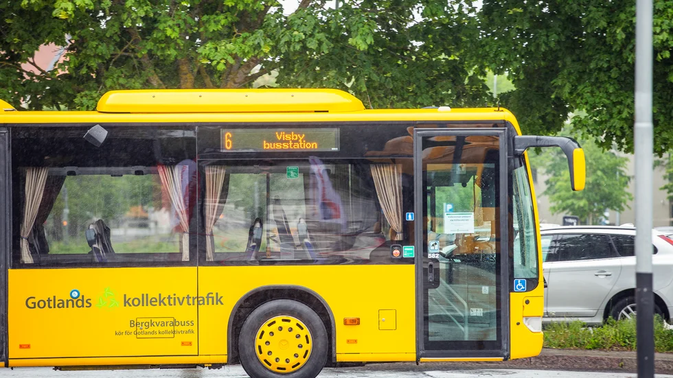 Flera avgångar dras in i den nya busstidtabellen.