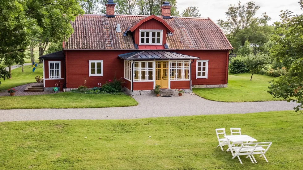 Den avstyckade gården med mangårdsbyggnad på adress Nysätra Hammarby 4 blev mest klickat på Hemnet vecka 33. 