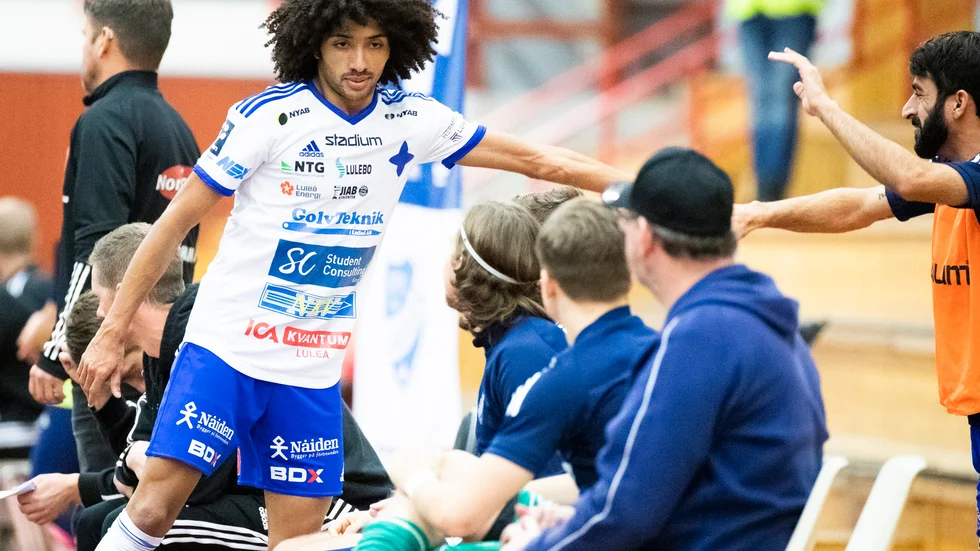 Alex Brilhante de Sousa har brutit sitt kontrakt med IFK Luleå.