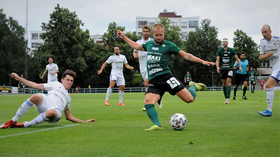 På lördag möter ESK GUSK i en riktig ödesmatch på Enavallen.