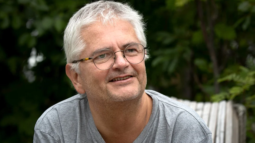 Trots att covid-19 ökar i länet tror inte smittskyddsläkaren Anders Nystedt att det kommer bli aktuellt att införa restriktioner igen. "Man ska använda sig av de kunskaper man fått genom pandemin. Stanna hemma om man är sjuk och låt bli att exponera andra om man håller på att bli förkyld", säger han.