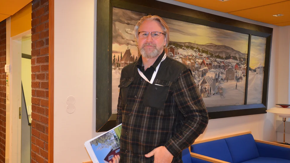 Kommunalrådet Robert Bernhardsson är nöjd sedan LIS-planen antagits av en enad politisk församling.