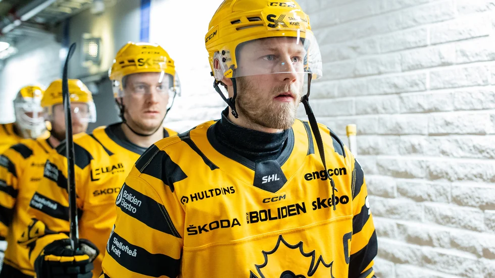 Oscar Möller spräckte nollan för AIK, men det räckte inte i toppmötet mot Frölunda.