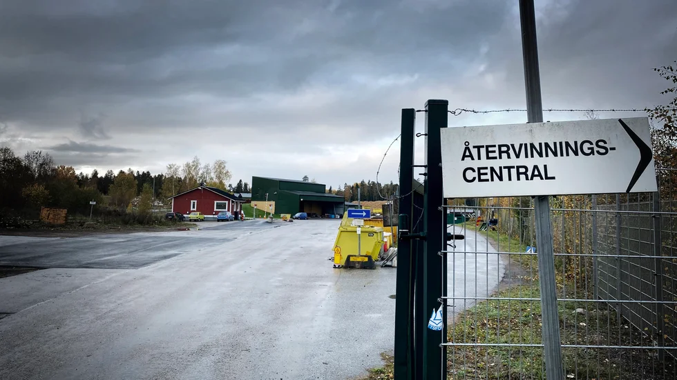 Kommunens tjänstemän föreslår att politikerna ska besluta att höja avfallstaxorna med cirka 10 procent nästa år. I Uppsala har man beslutat om en höjning på 35 procent nästa år.