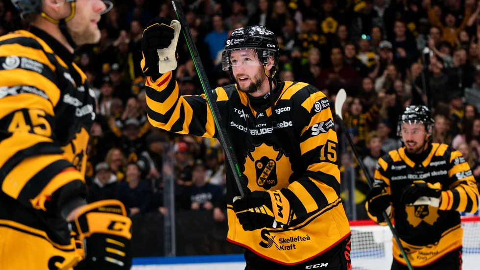 Melker Karlsson gjorde ett vackert mål mot Timrå.