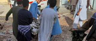 Minst 100 döda och skadade i explosion i Afghanistan