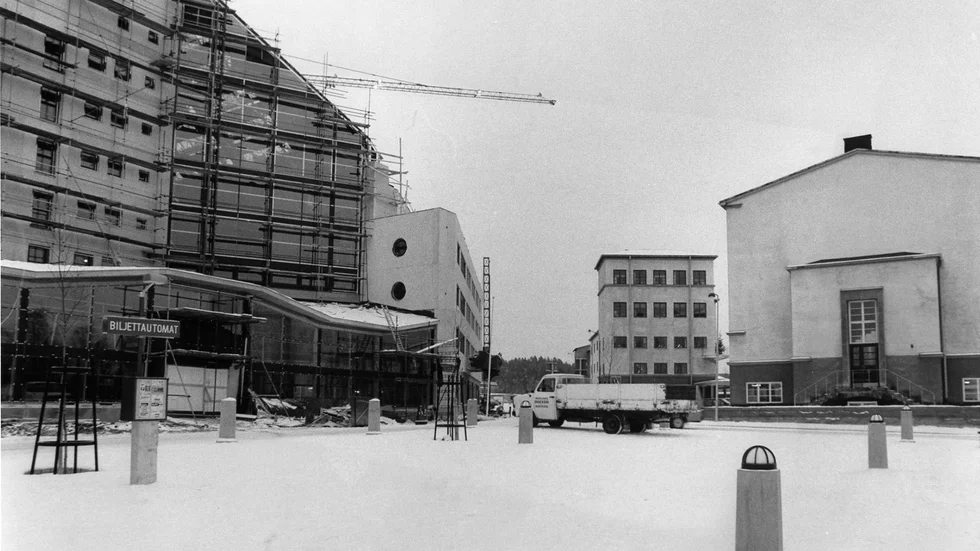 Scandic hotell byggs under vintern 1988-1989.