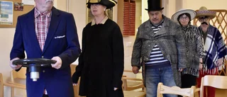 Ostkonflikten i Boxholm blir revy – "Dags att pusta ut och se humorn i det hela" 