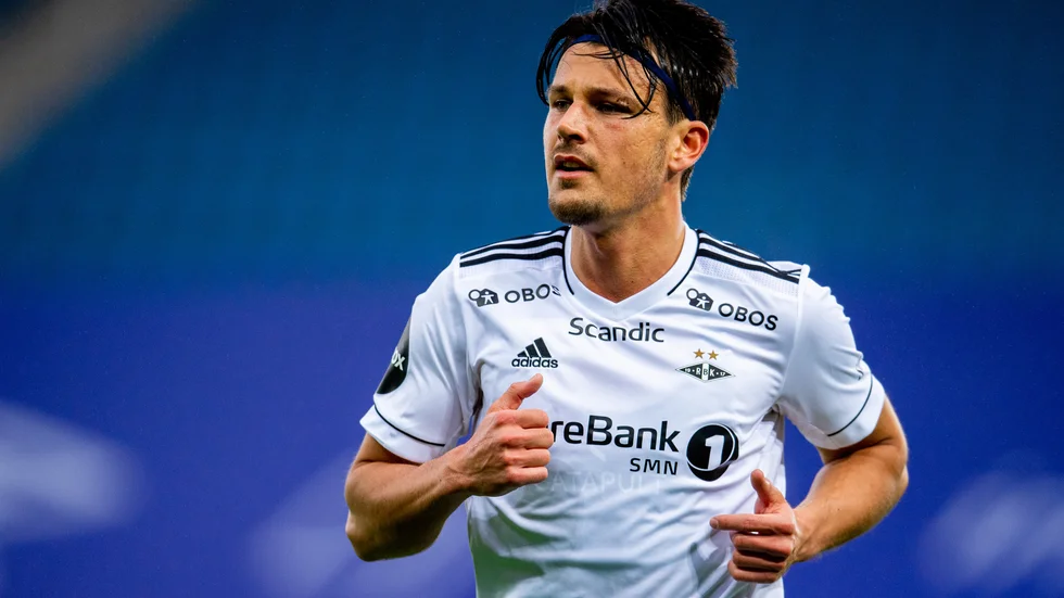 Stefano Vecchia i Rosenborgs tröja i premiären mot Vålerengen. Mot Viking i den andra omgången gjorde han sitt första mål för den norska klubben.