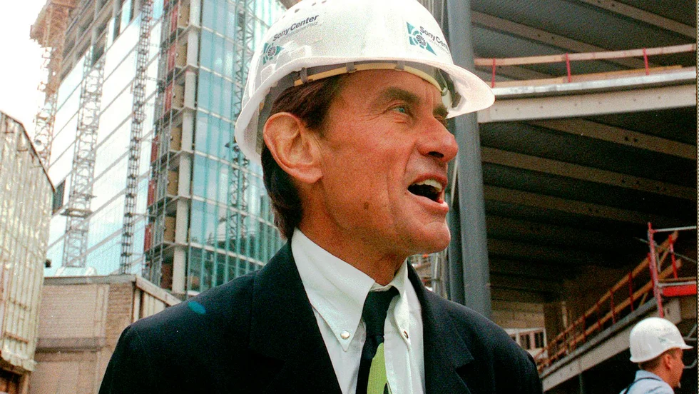 Helmut Jahn i Berlin 1998.
