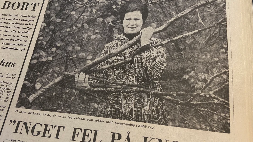 

Inger Eriksson, 32 år, är en av två kvinnor från Flen som jobbar med skogsröjning i AMS´regi. 