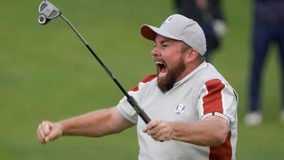Shane Lowry efter putten på 18:e hålet.
